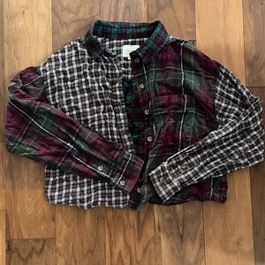 American Eagle Outfitters Multicolor Cropped Plaid Button Down Shirt
